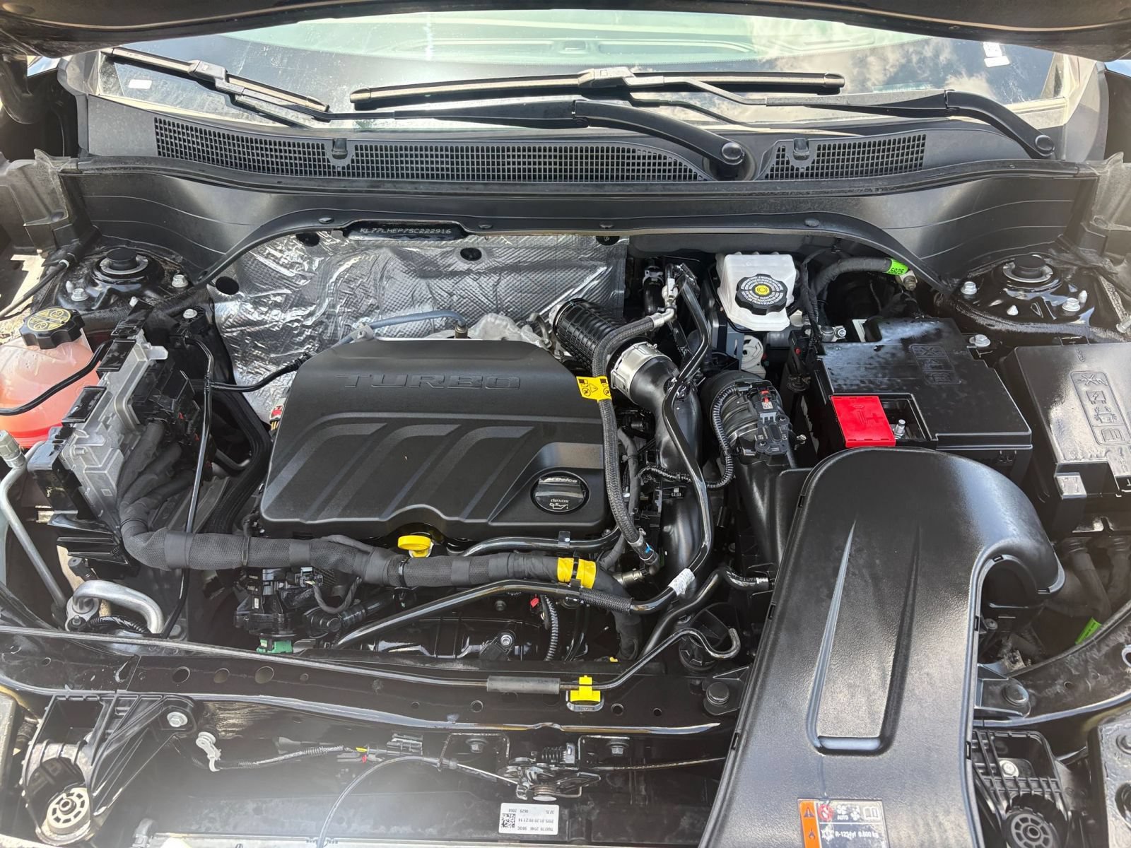 Used 2025 Chevrolet Trax LT FWD image 31