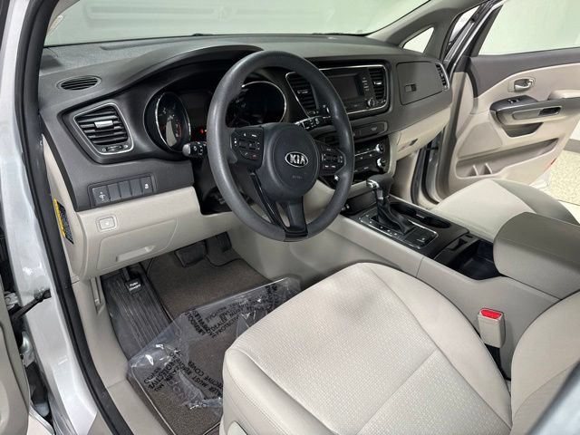 Used 2018 Kia Sedona L FWD image 10