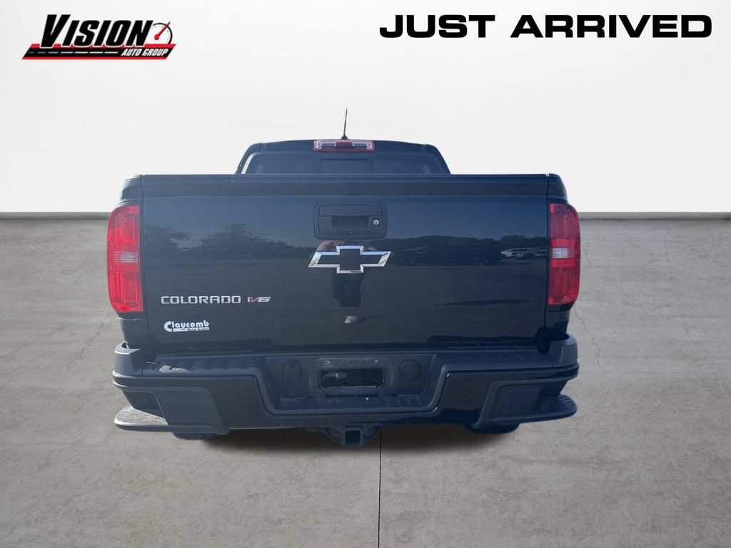 Used 2017 Chevrolet Colorado Z71 w/ Z71 Midnight Edition AWD/4WD image 7