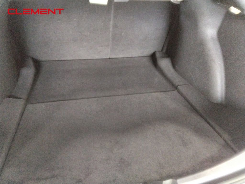 Used 2023 Tesla Model 3 Standard Range image 9