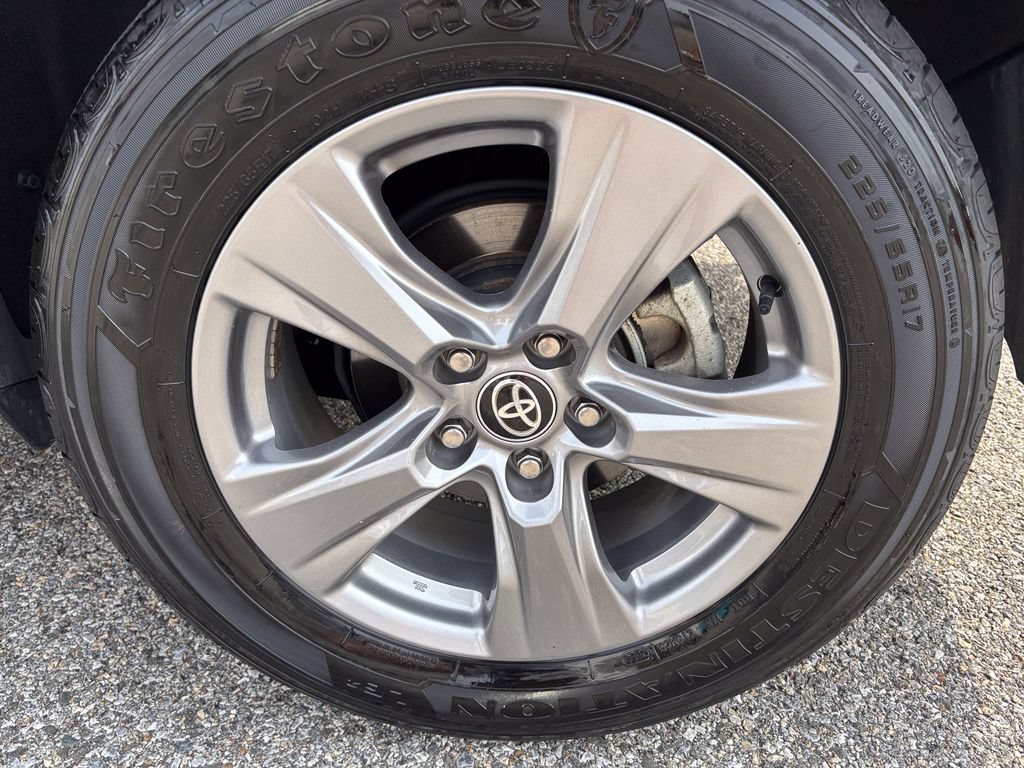 Certified 2024 Toyota RAV4 LE AWD/4WD image 47