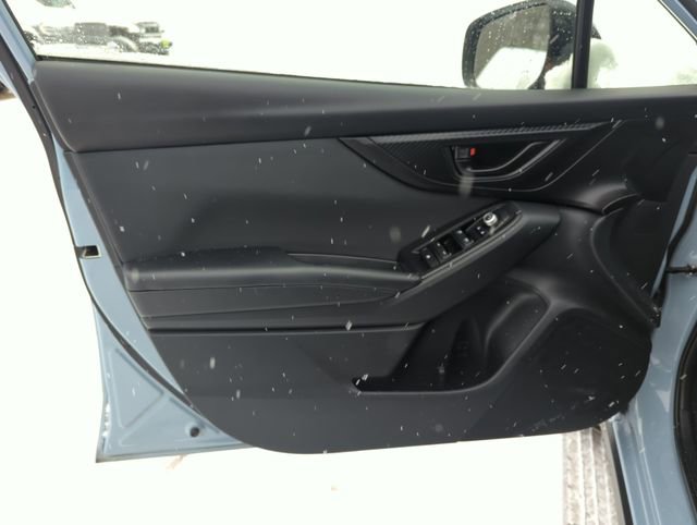 Used 2023 Subaru Crosstrek 2.0i Premium image 13