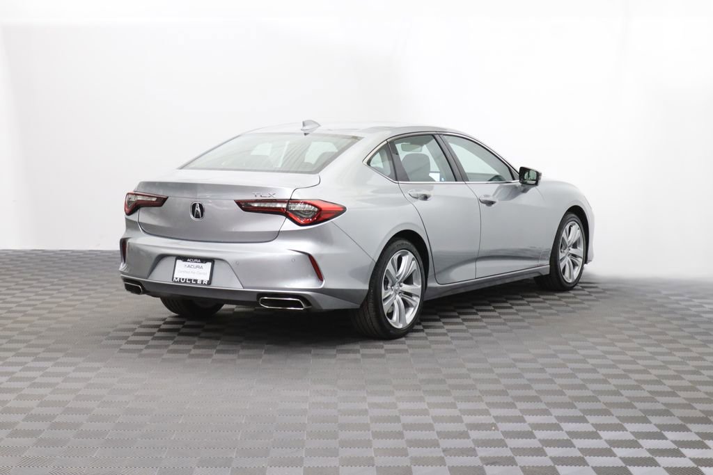 Used 2023 Acura TLX w/ Technology Package image 9