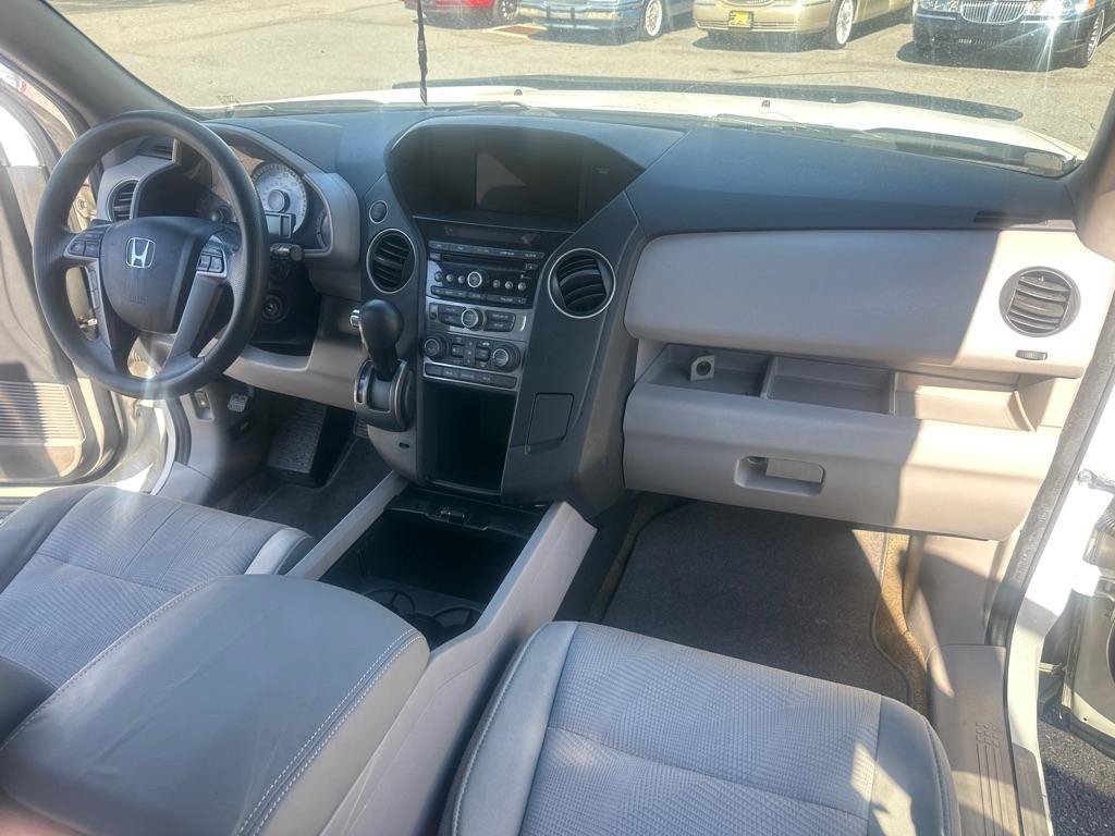 Used 2014 Honda Pilot LX image 26