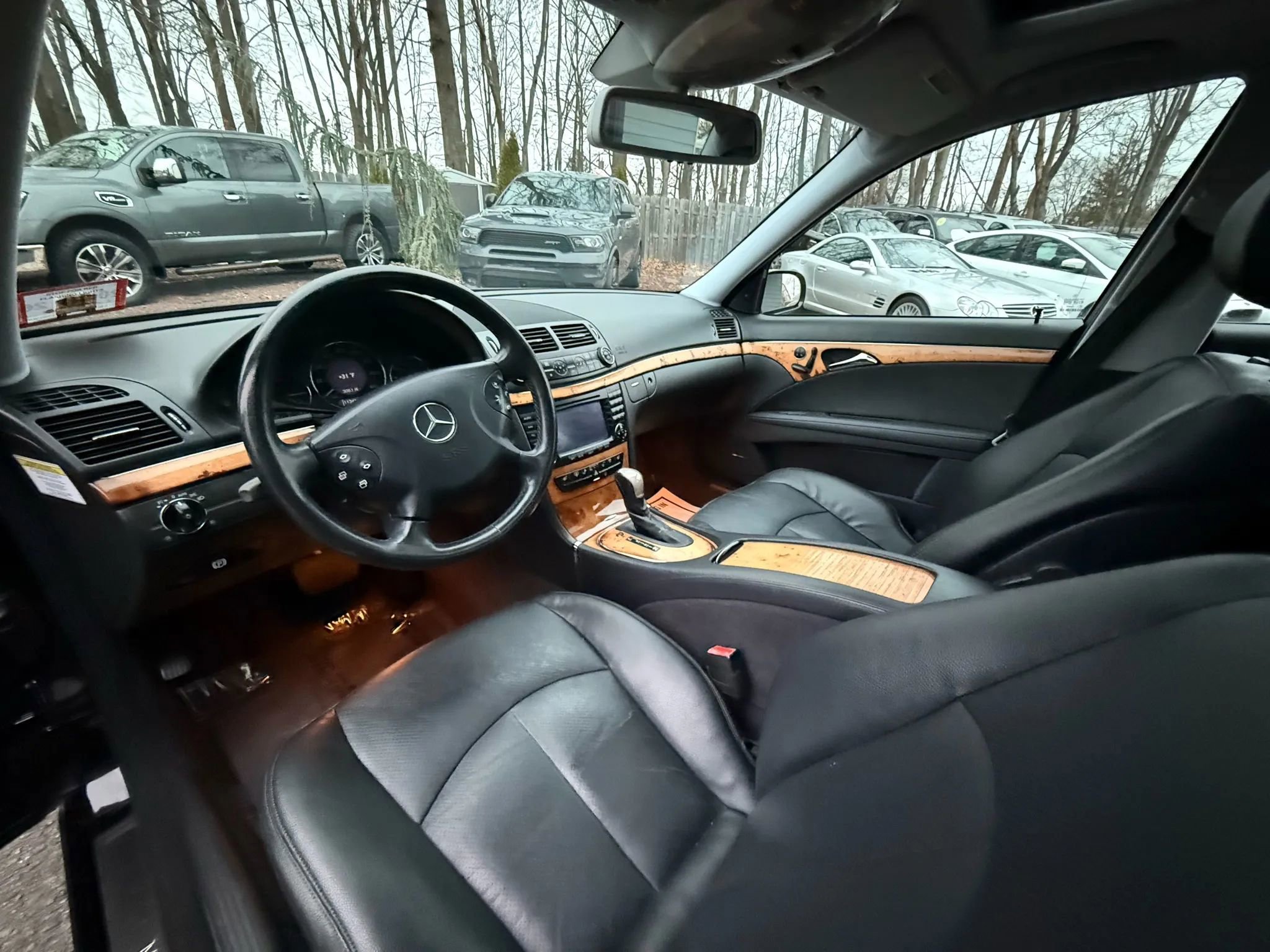 Used 2006 Mercedes-Benz E 350 4MATIC Sedan image 12