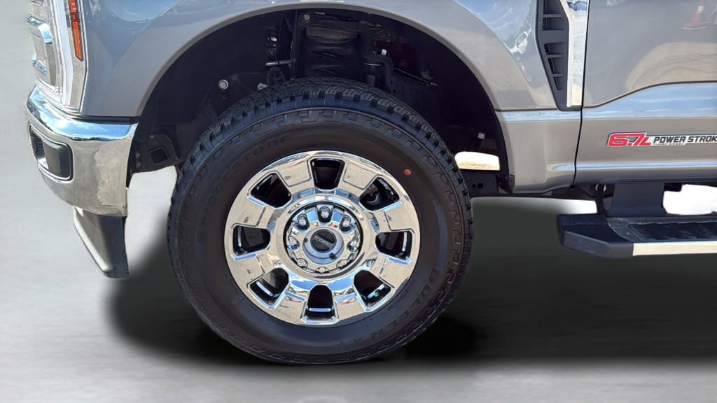 Used 2024 Ford F250 Lariat w/ Chrome Package image 9