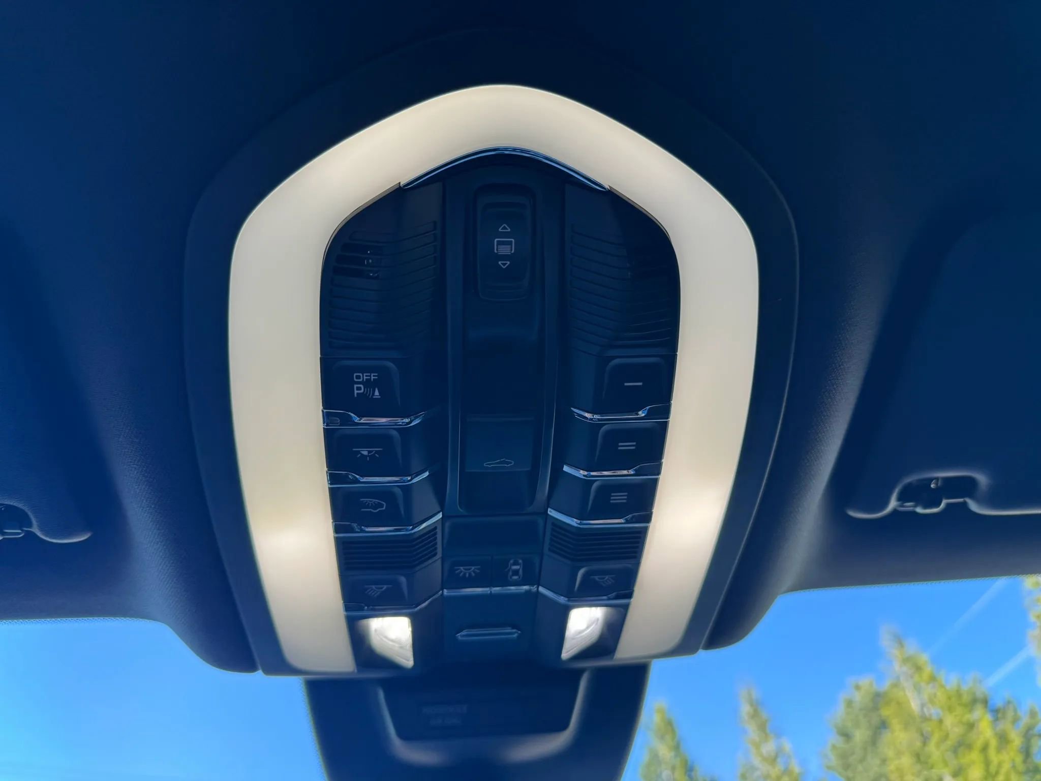 Used 2017 Porsche Macan S AWD/4WD image 41