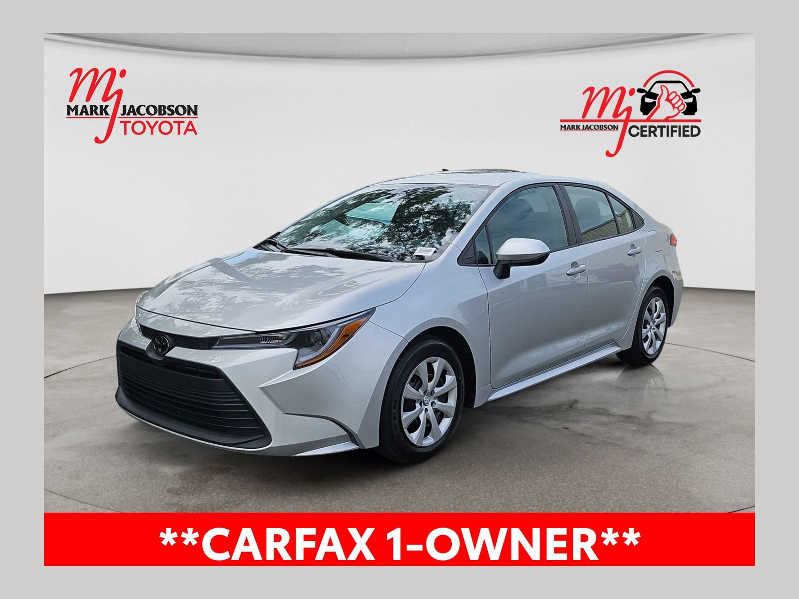 Used 2025 Toyota Corolla LE FWD image 1