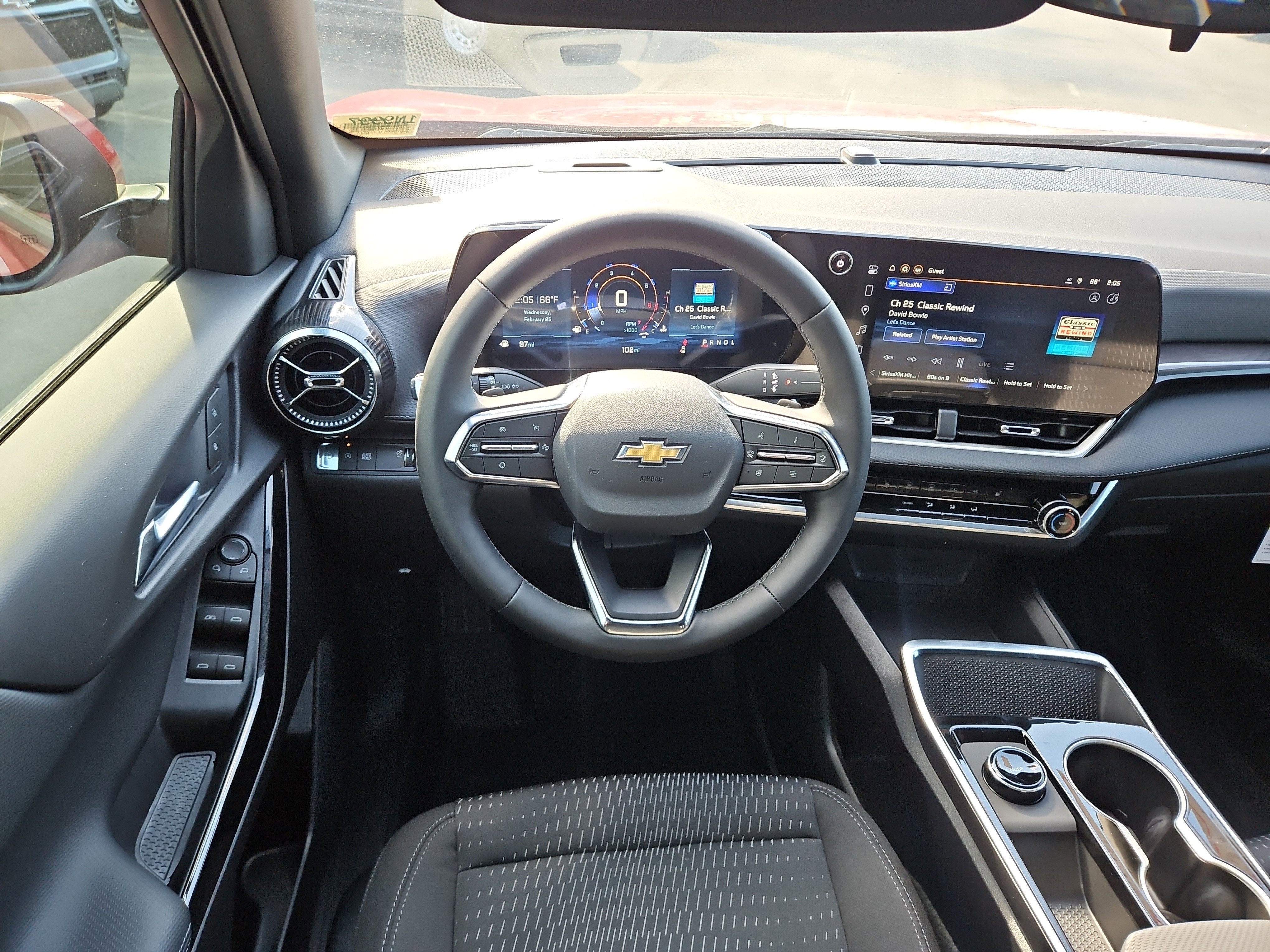 New 2026 Chevrolet Equinox LT image 12