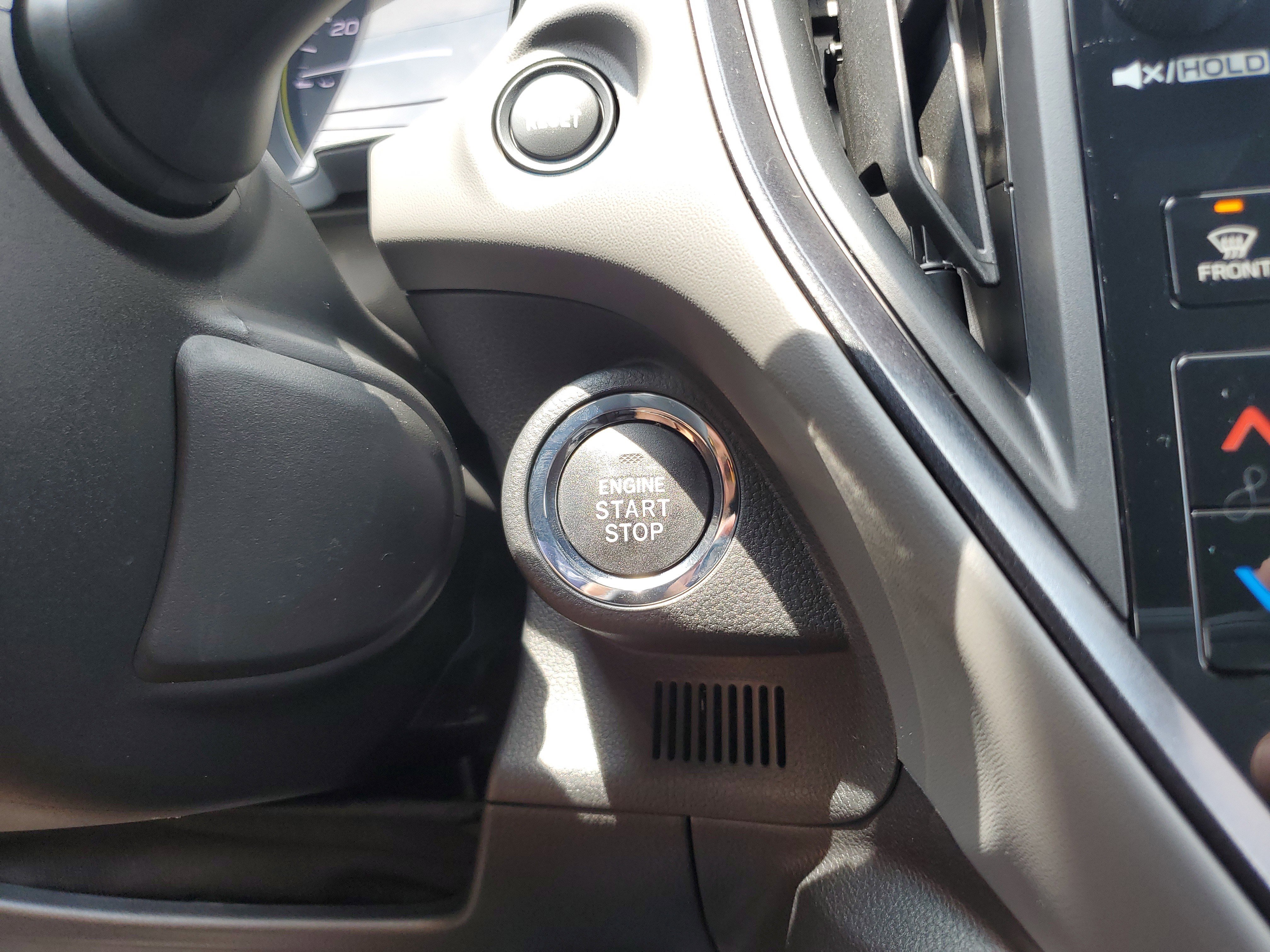 Used 2025 Subaru Crosstrek 2.5i Sport w/ Crosstrek Mirror Package image 19