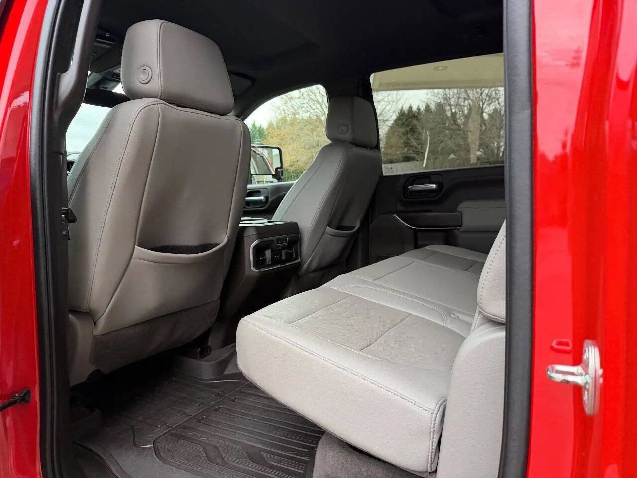Used 2021 GMC Sierra 2500 SLT w/ SLT Premium Package image 17