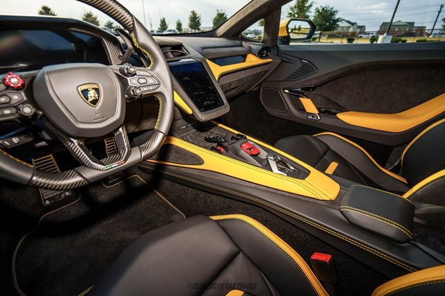 Used 2026 Lamborghini Temerario AWD/4WD image 26