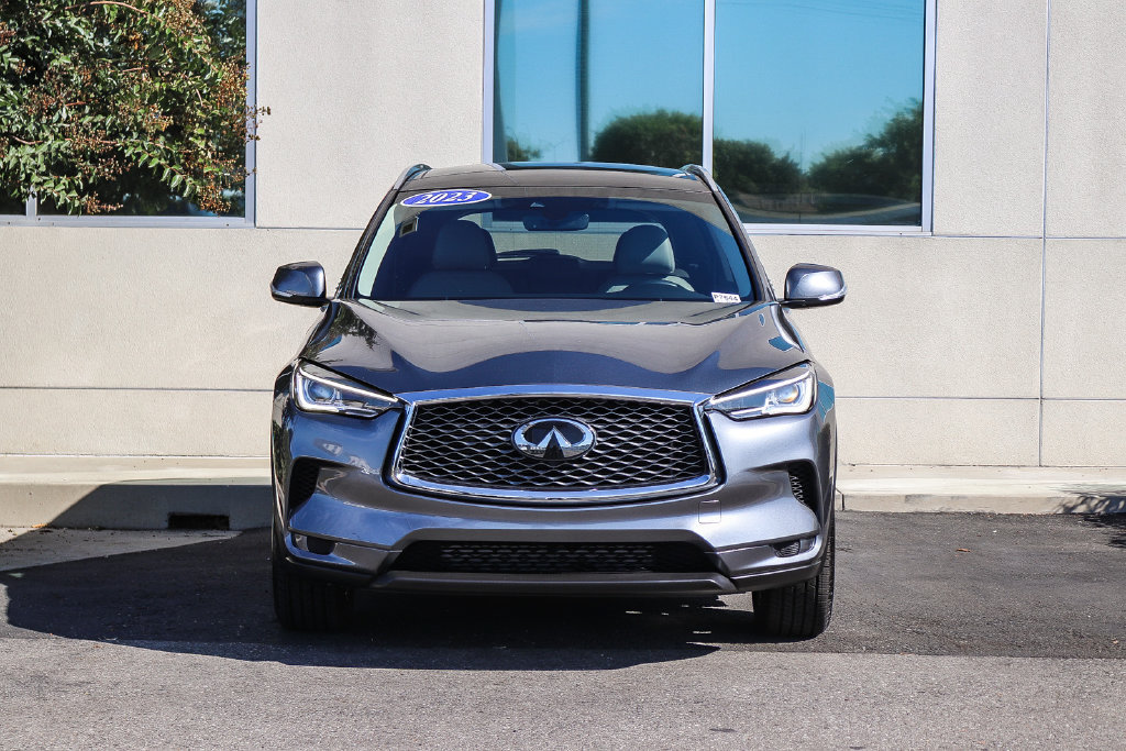 Certified 2023 INFINITI QX50 Luxe FWD image 2