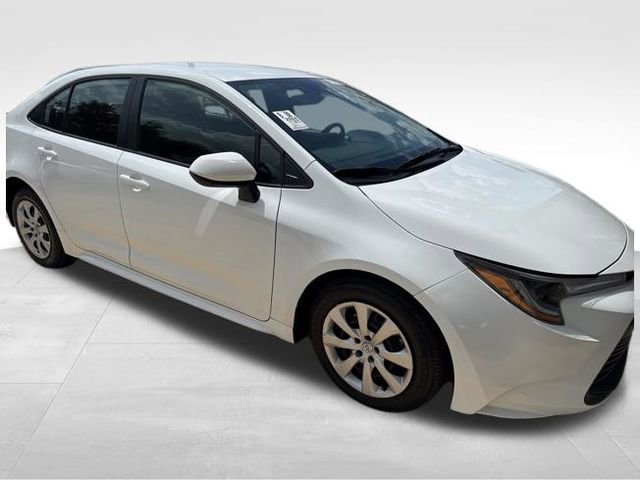Used 2024 Toyota Corolla LE image 8