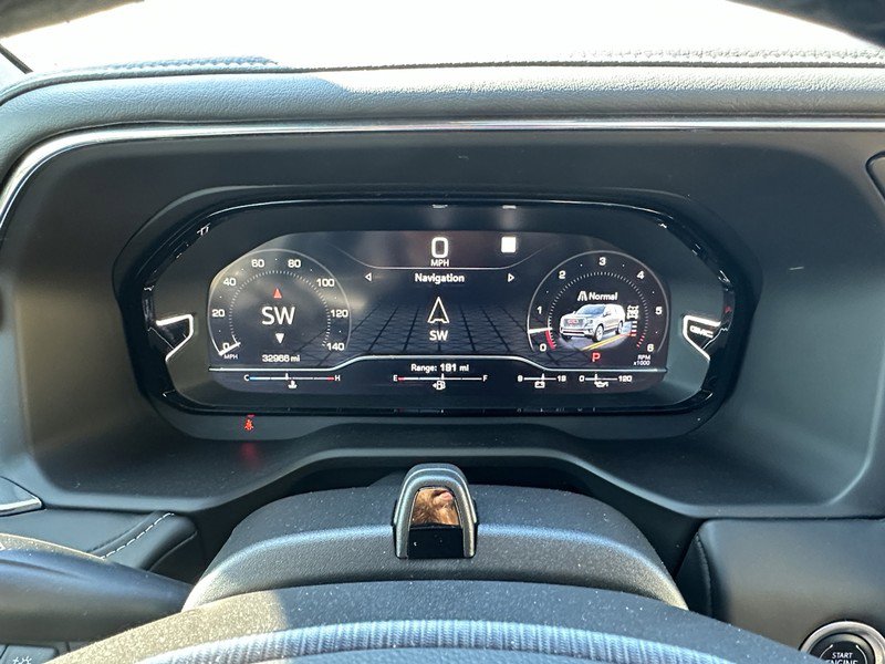 Used 2023 GMC Yukon Denali Ultimate image 27