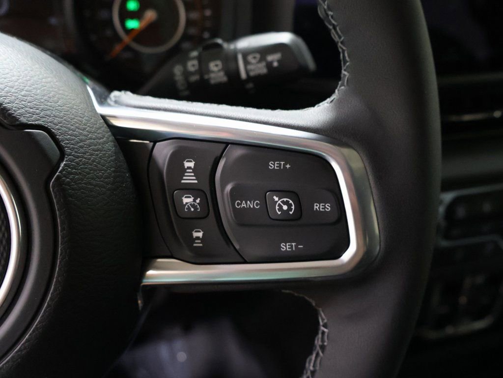 New 2025 Jeep Wrangler Sahara image 30