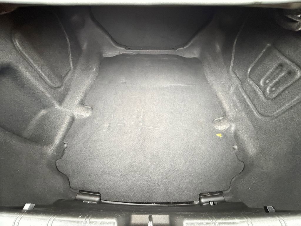 Used 2017 Chevrolet Camaro SS image 21