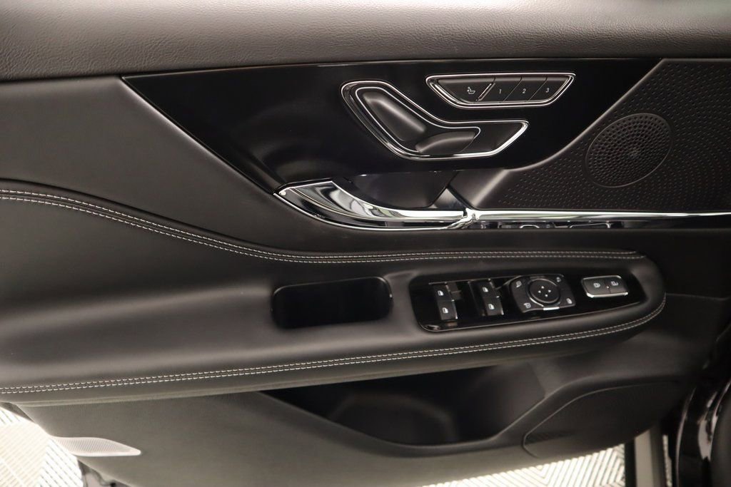 New 2025 Lincoln Corsair Grand Touring image 17