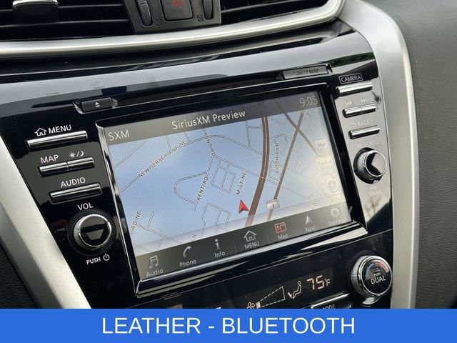 Used 2018 Nissan Murano Platinum w/ Cargo Package image 3