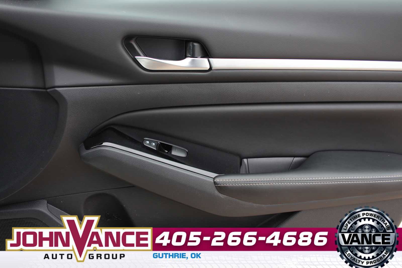 Used 2023 Nissan Altima 2.5 SV image 12