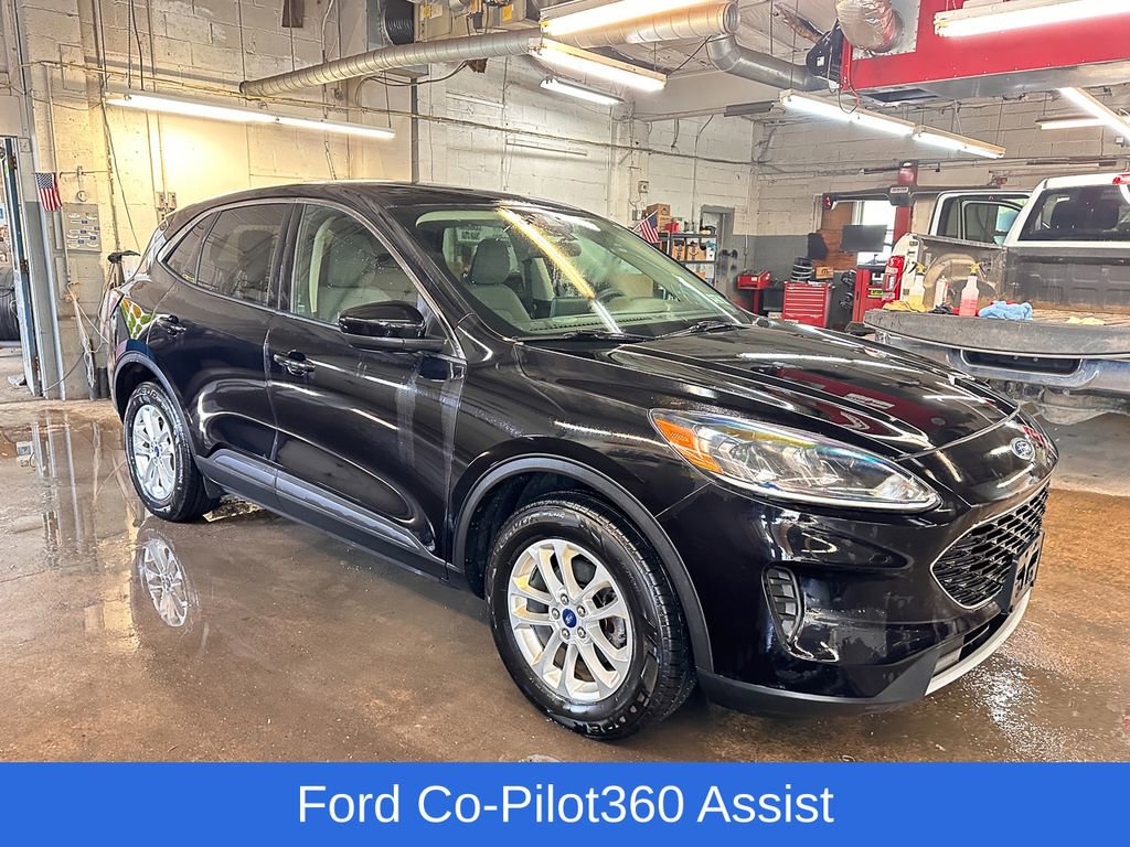 Used 2020 Ford Escape SE AWD/4WD image 2