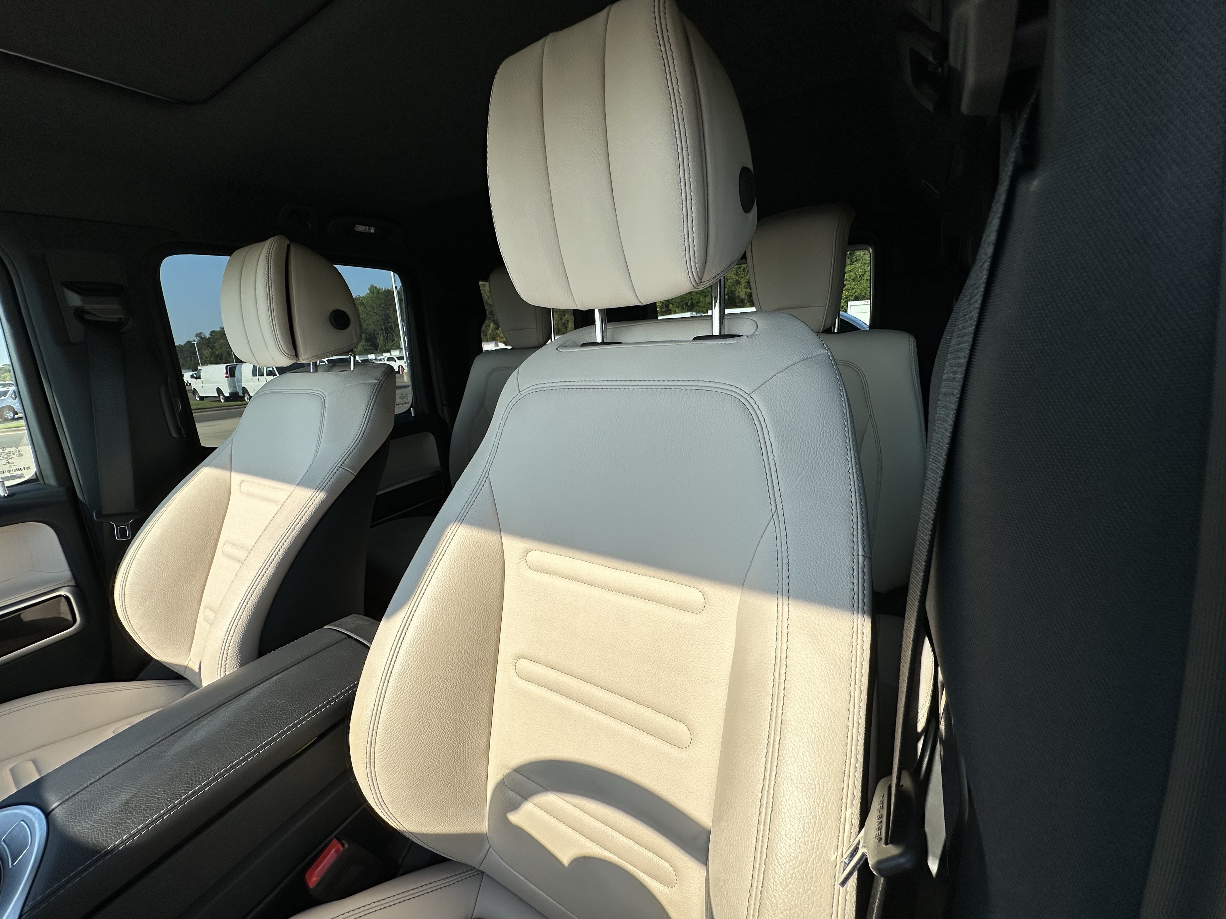 Used 2022 Mercedes-Benz G 550 image 15