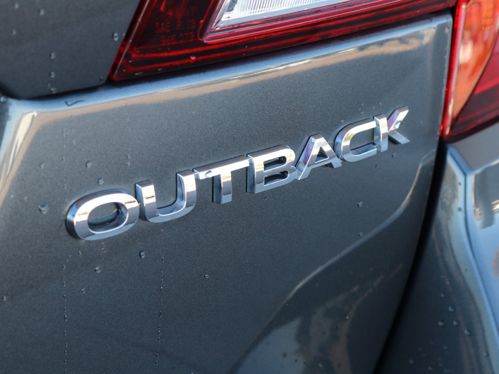 Used 2019 Subaru Outback 2.5i AWD/4WD image 33