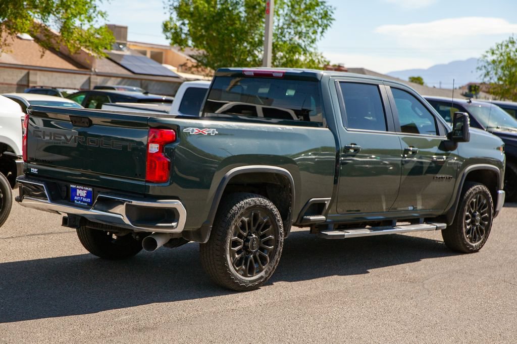 Used 2025 Chevrolet Silverado 2500 LT w/ Convenience Package AWD/4WD image 5