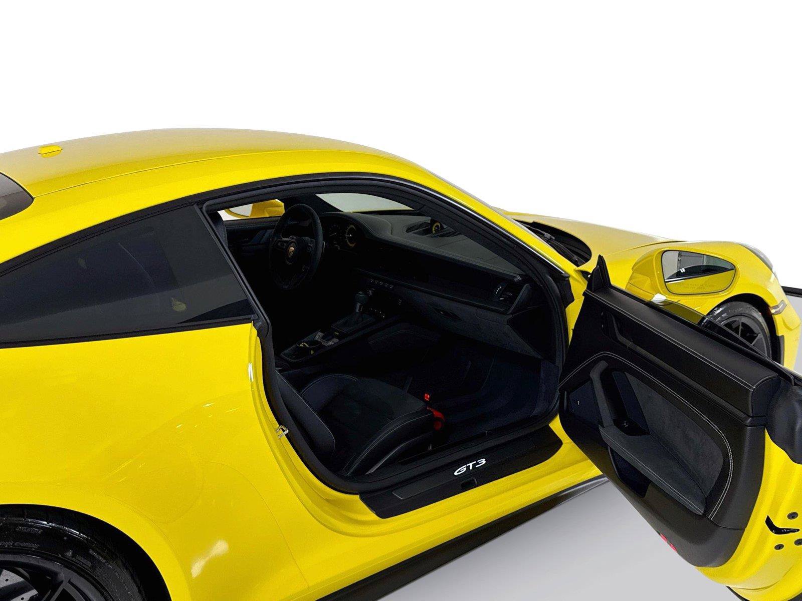 Used 2022 Porsche 911 GT3 RWD image 27