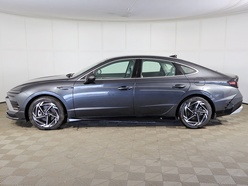 Certified 2026 Hyundai Sonata SEL AWD/4WD image 11