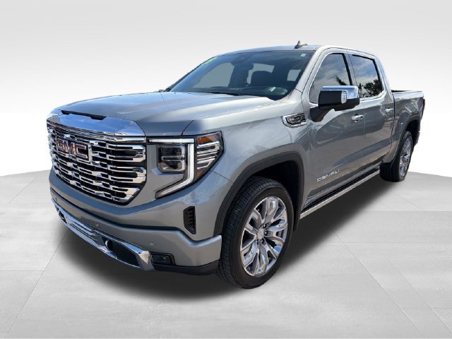 Used 2023 GMC Sierra 1500 Denali AWD/4WD image 3