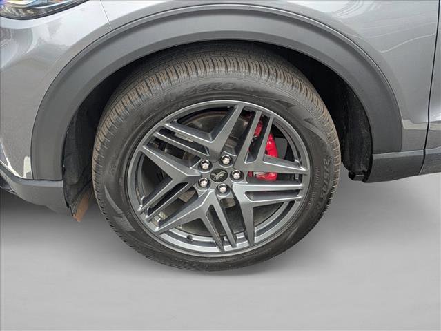 Used 2025 Ford Explorer ST image 21