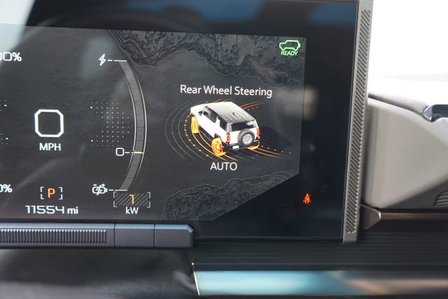Used 2024 GMC Hummer EV 3X w/ LPO, Illumination Package image 63