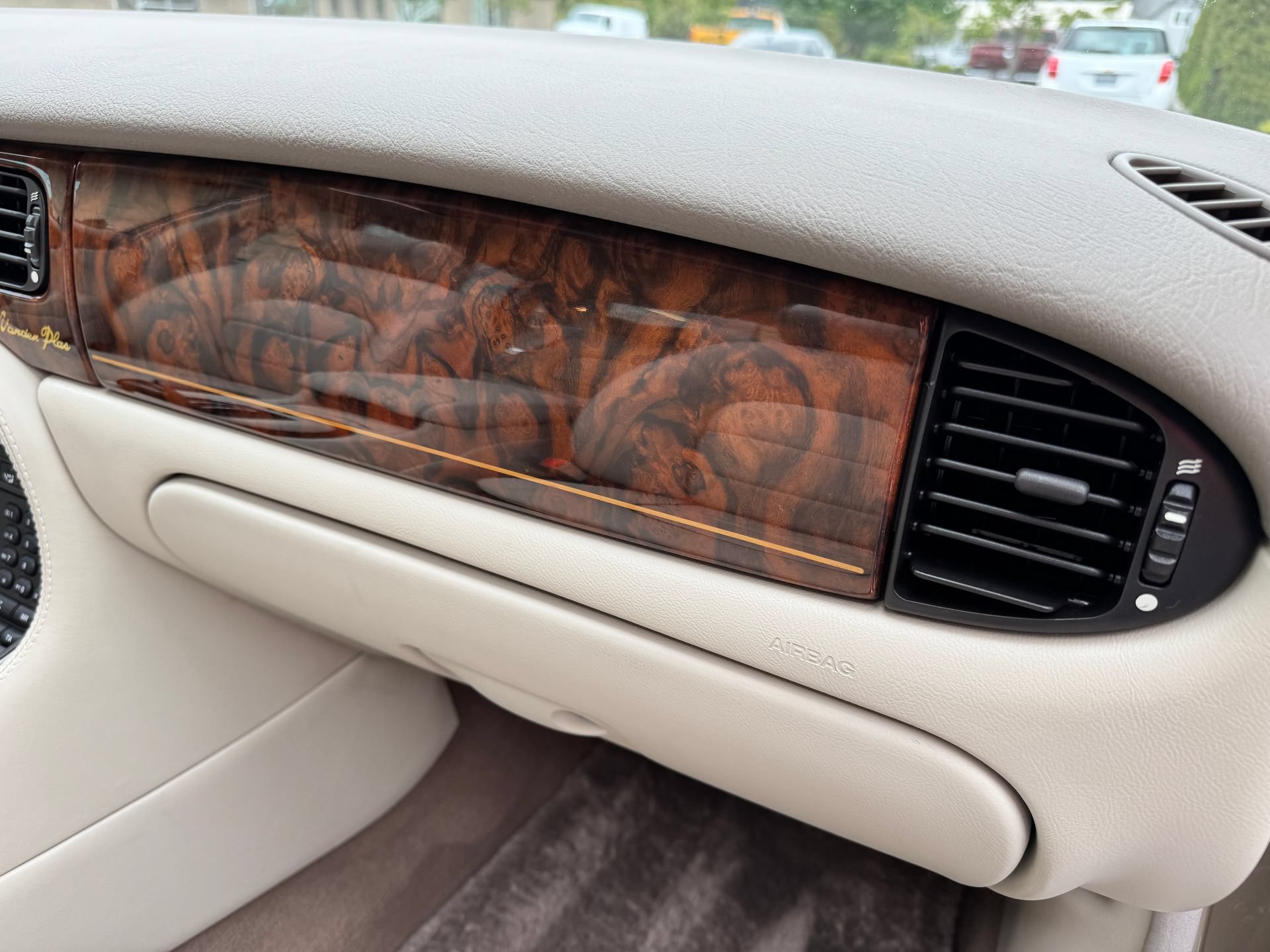 Used 2001 Jaguar XJ Supercharged RWD image 73