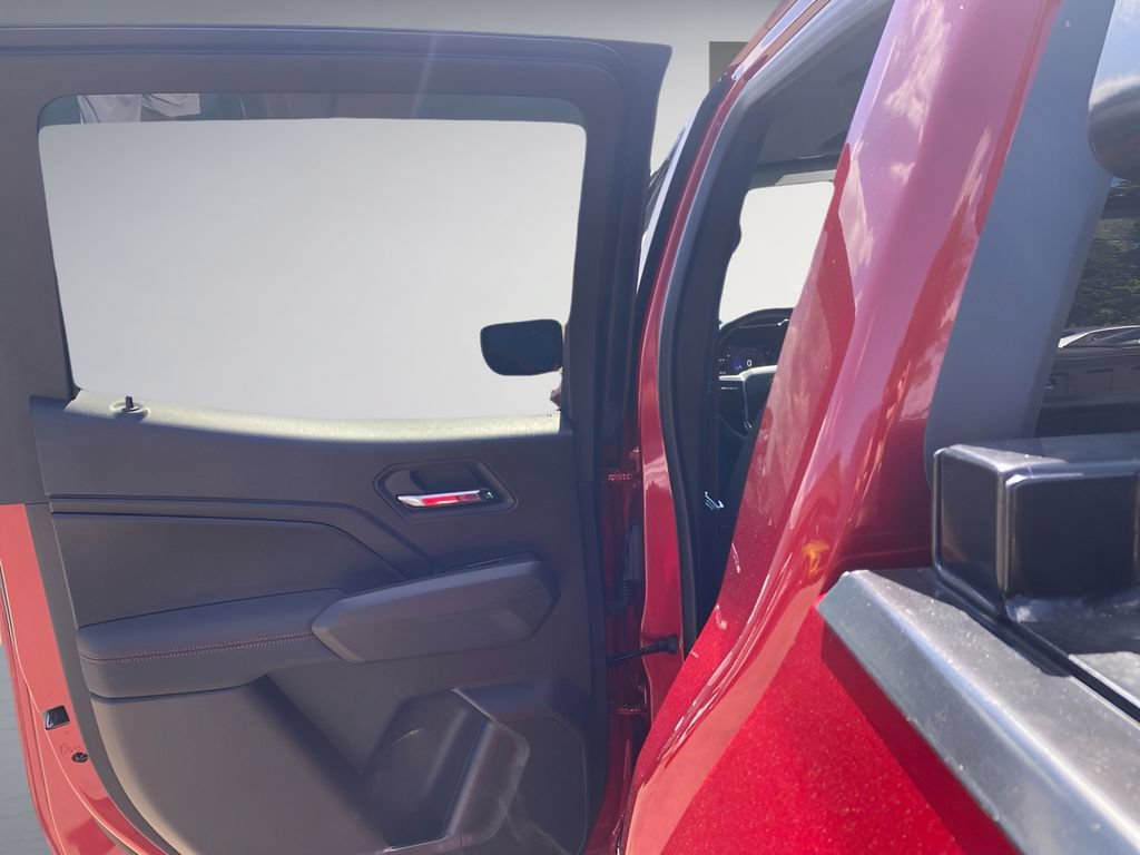 Used 2024 Chevrolet Colorado Z71 w/ Advanced Trailering Package AWD/4WD image 15