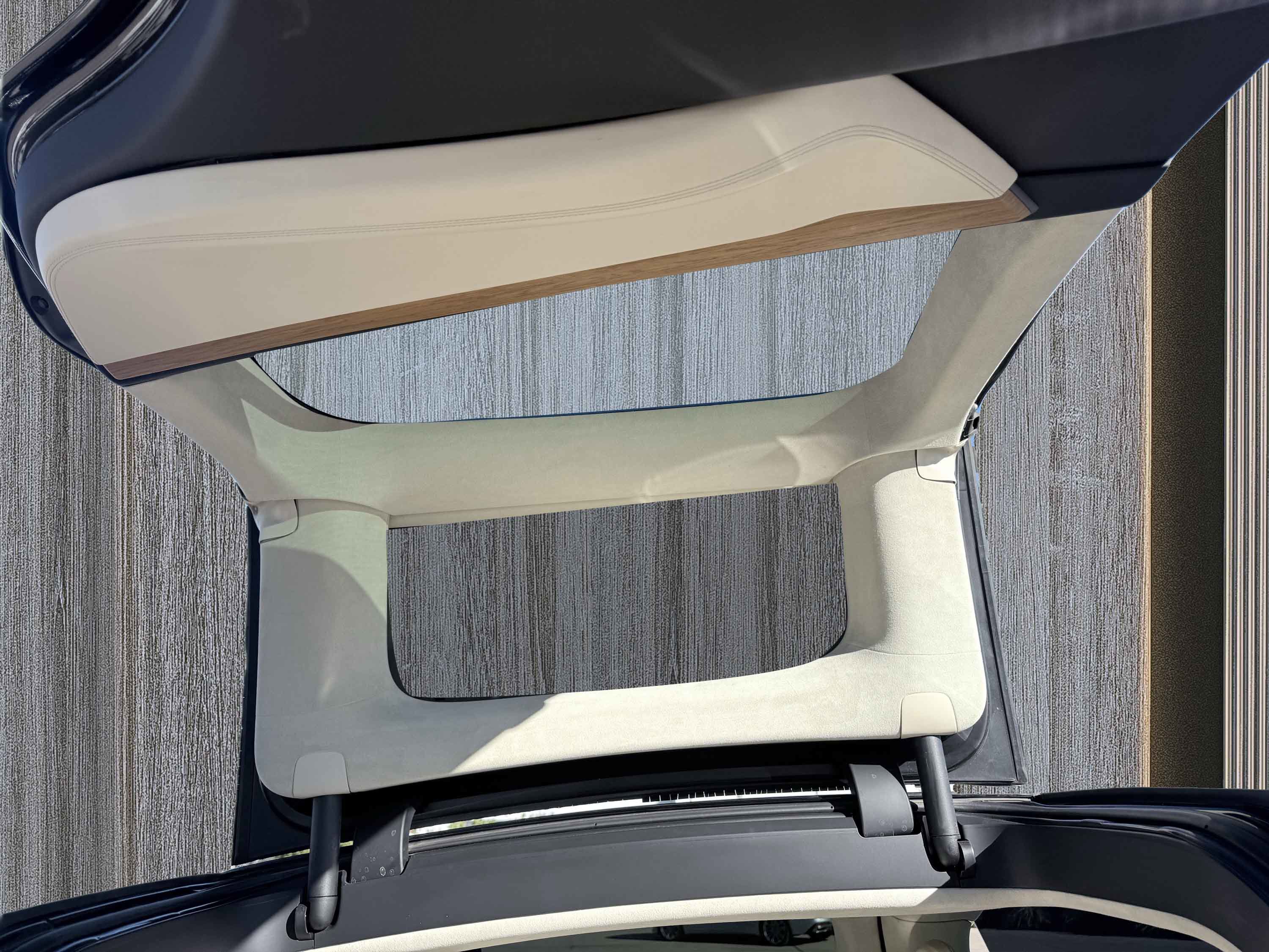 Used 2019 Tesla Model X 75D image 37