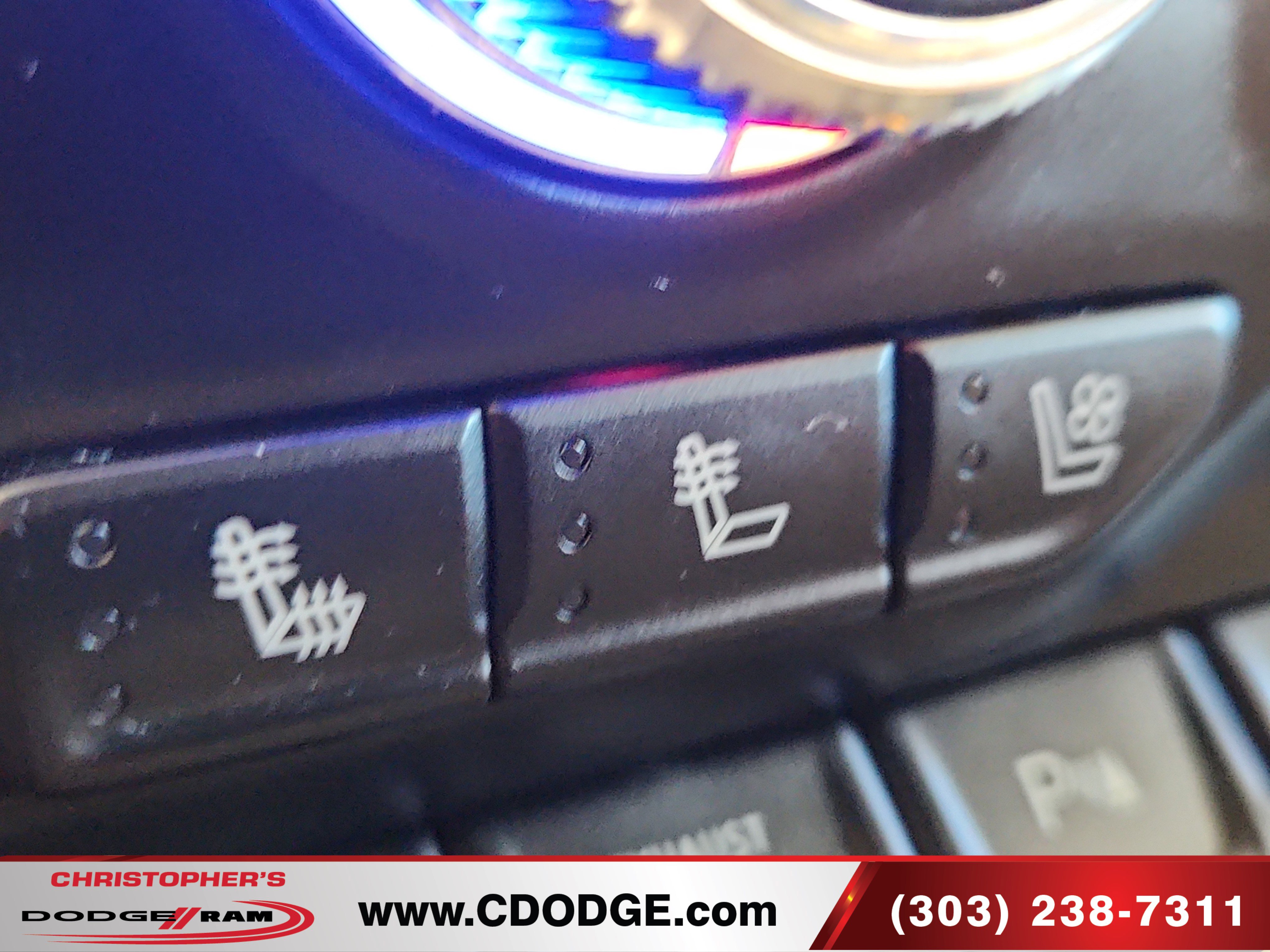 Used 2023 GMC Sierra 2500 AT4 w/ AT4 Preferred Package image 28