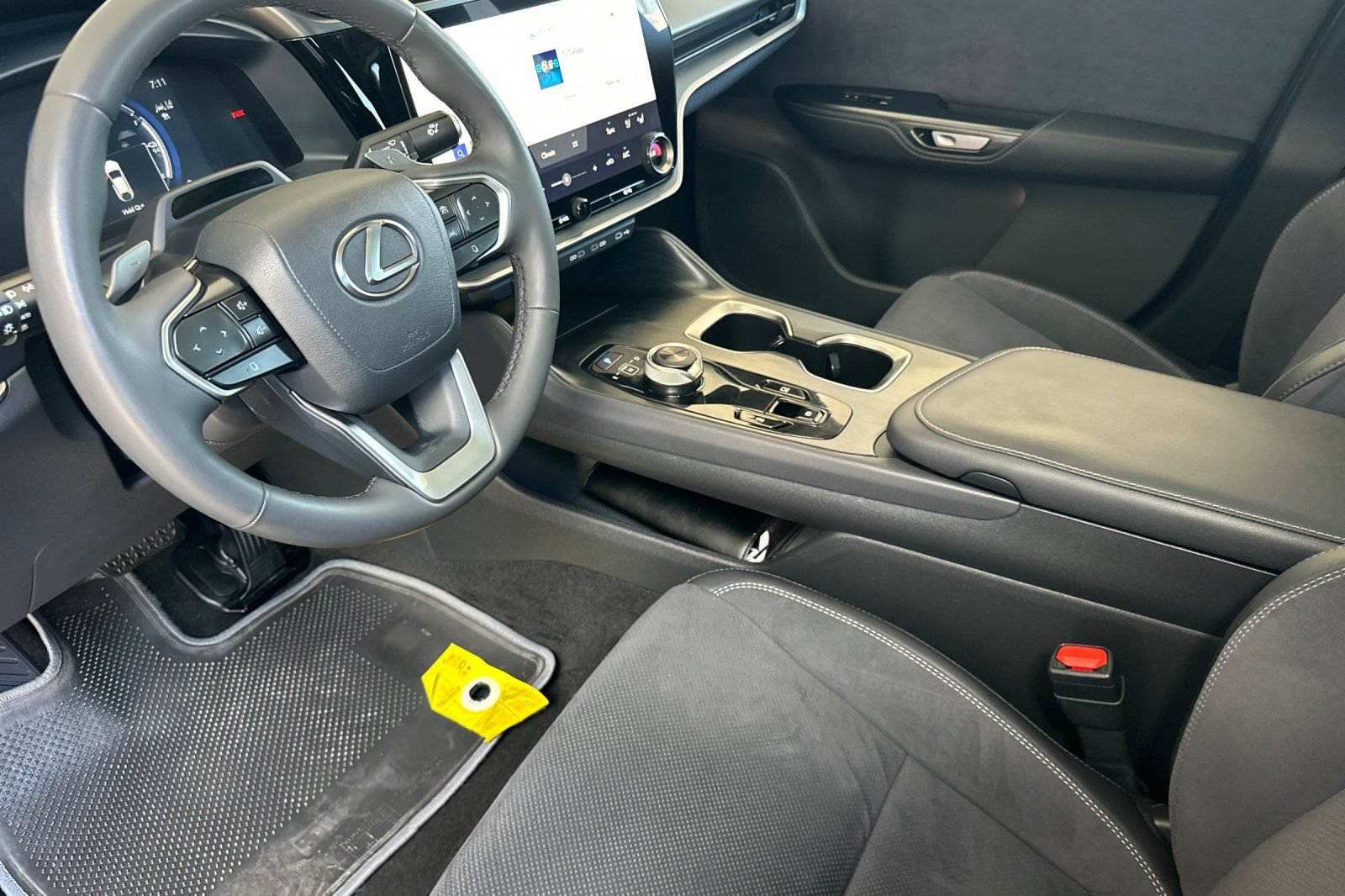 Certified 2023 Lexus RZ 450e Premium w/ Accessory Package (Z1) AWD/4WD image 7