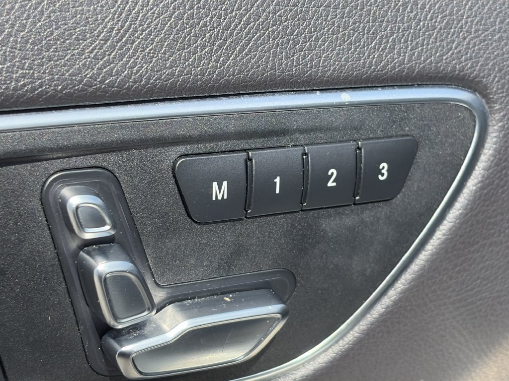 Used 2018 Mercedes-Benz GLA 250 image 15