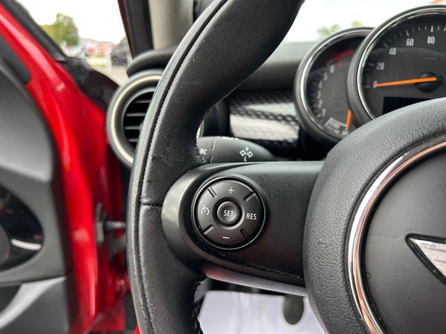 Used 2015 MINI Cooper S image 15