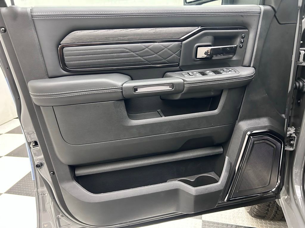 New 2026 RAM 2500 Limited image 10