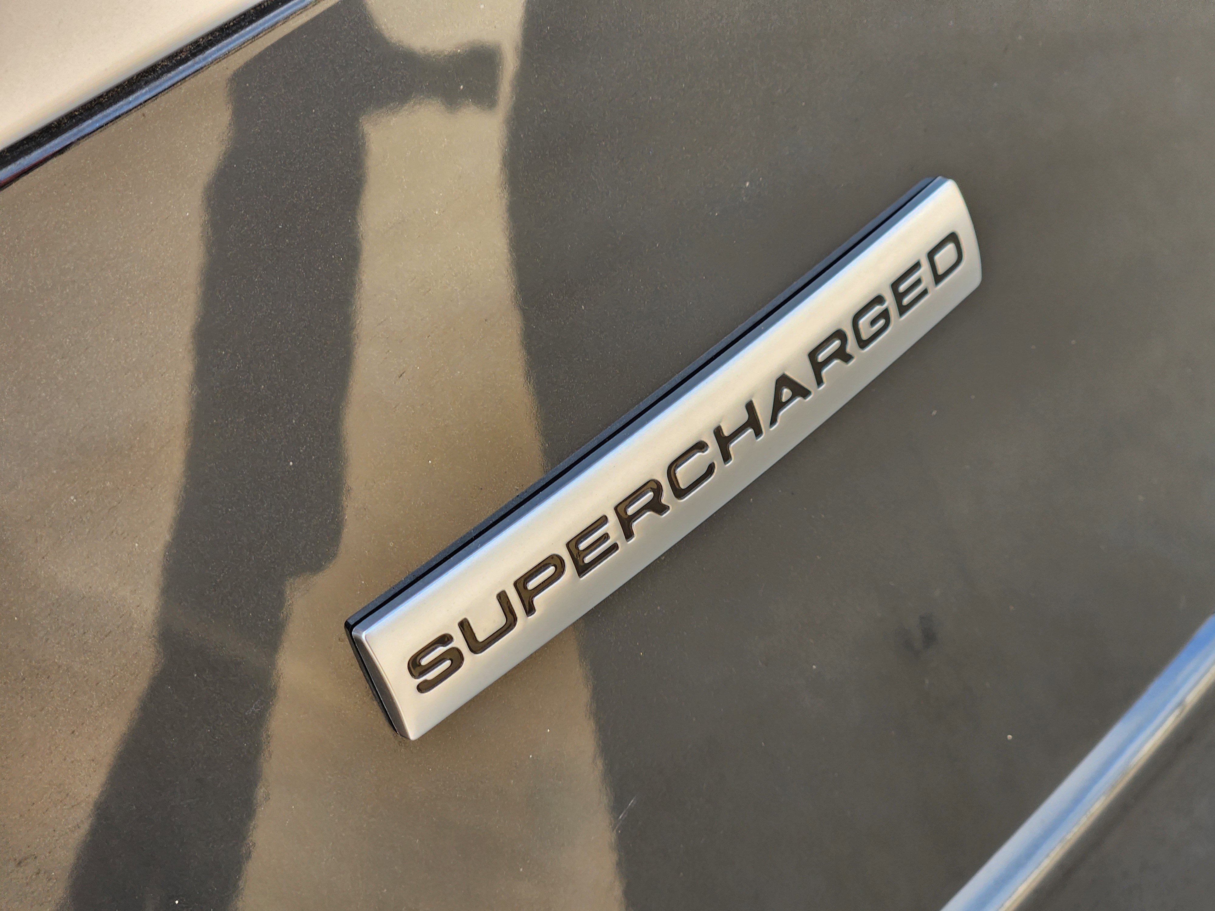 Used 2017 Land Rover Range Rover Long Wheelbase Supercharged image 10