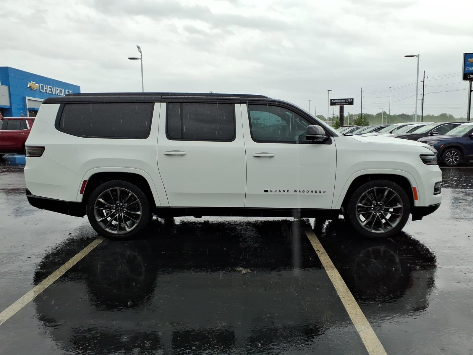 Used 2024 Jeep Grand Wagoneer L Series II w/ Quick Order Packagew 28T AWD/4WD image 29