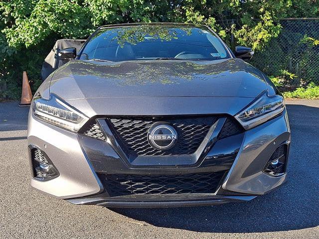 Certified 2023 Nissan Maxima SR w/ Sport Mat Group FWD image 2