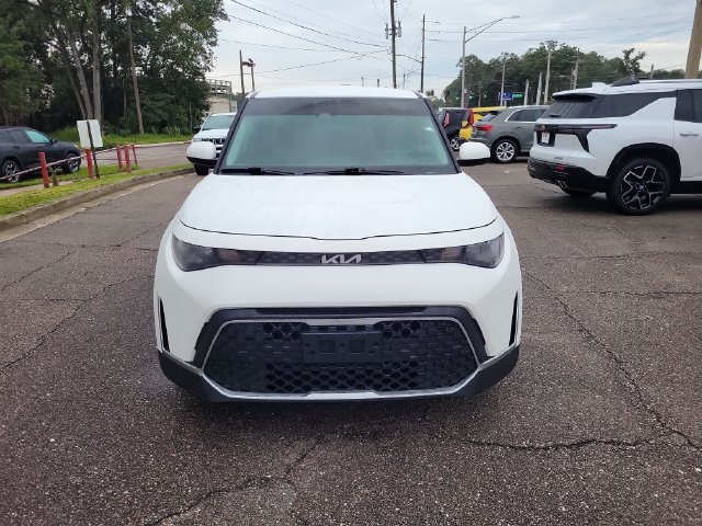 Used 2023 Kia Soul LX w/ Option Group 015 FWD image 5