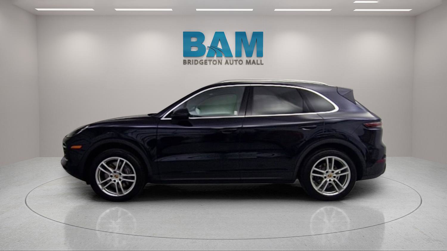 Used 2023 Porsche Cayenne image 4