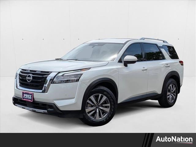 Used 2023 Nissan Pathfinder SL