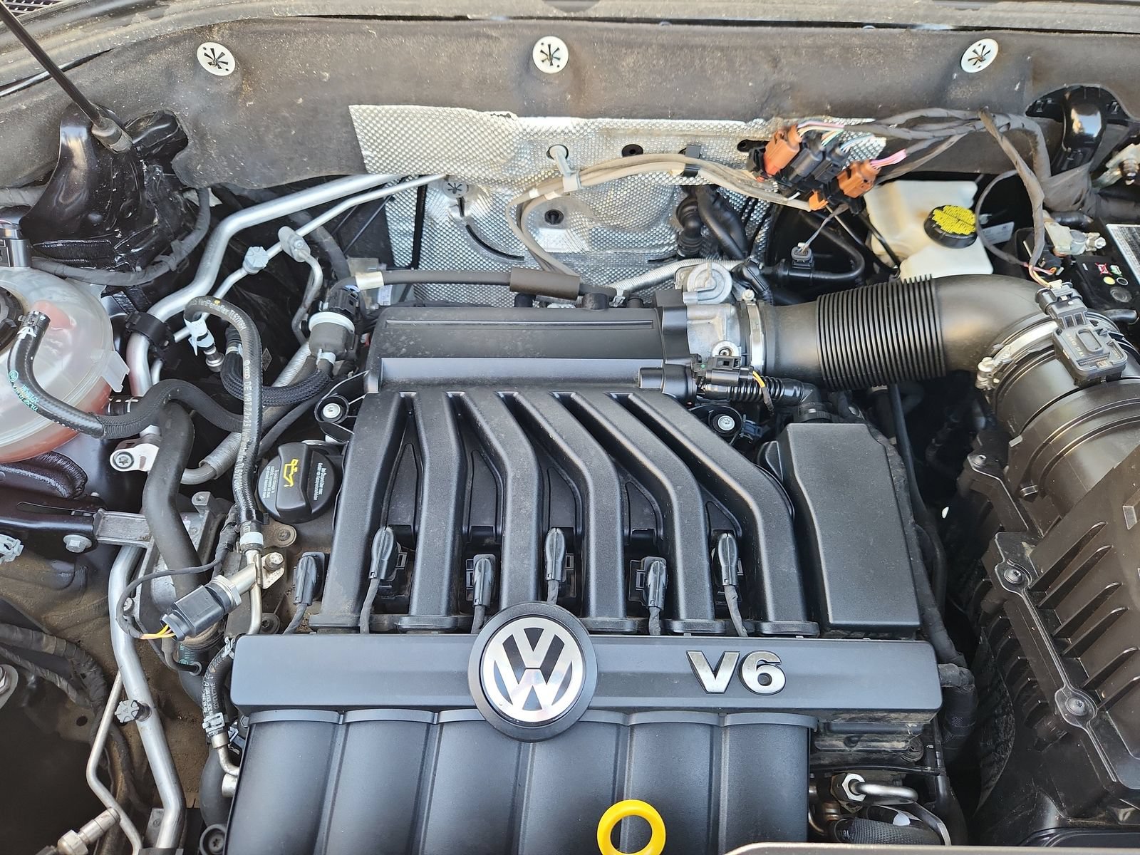 Used 2022 Volkswagen Atlas SE w/ Panoramic Sunroof Package AWD/4WD image 18