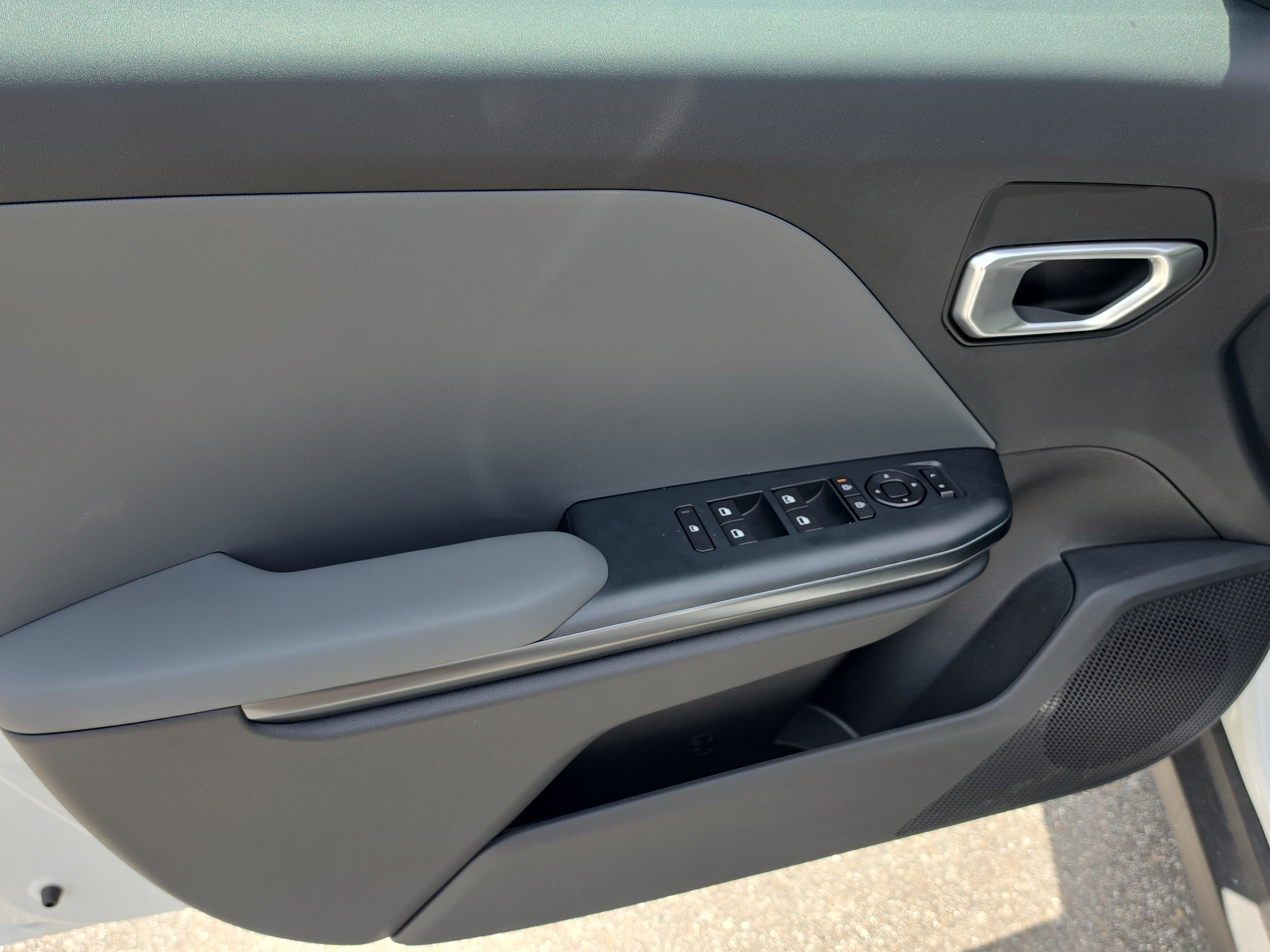 New 2026 Kia K4 FWD image 17