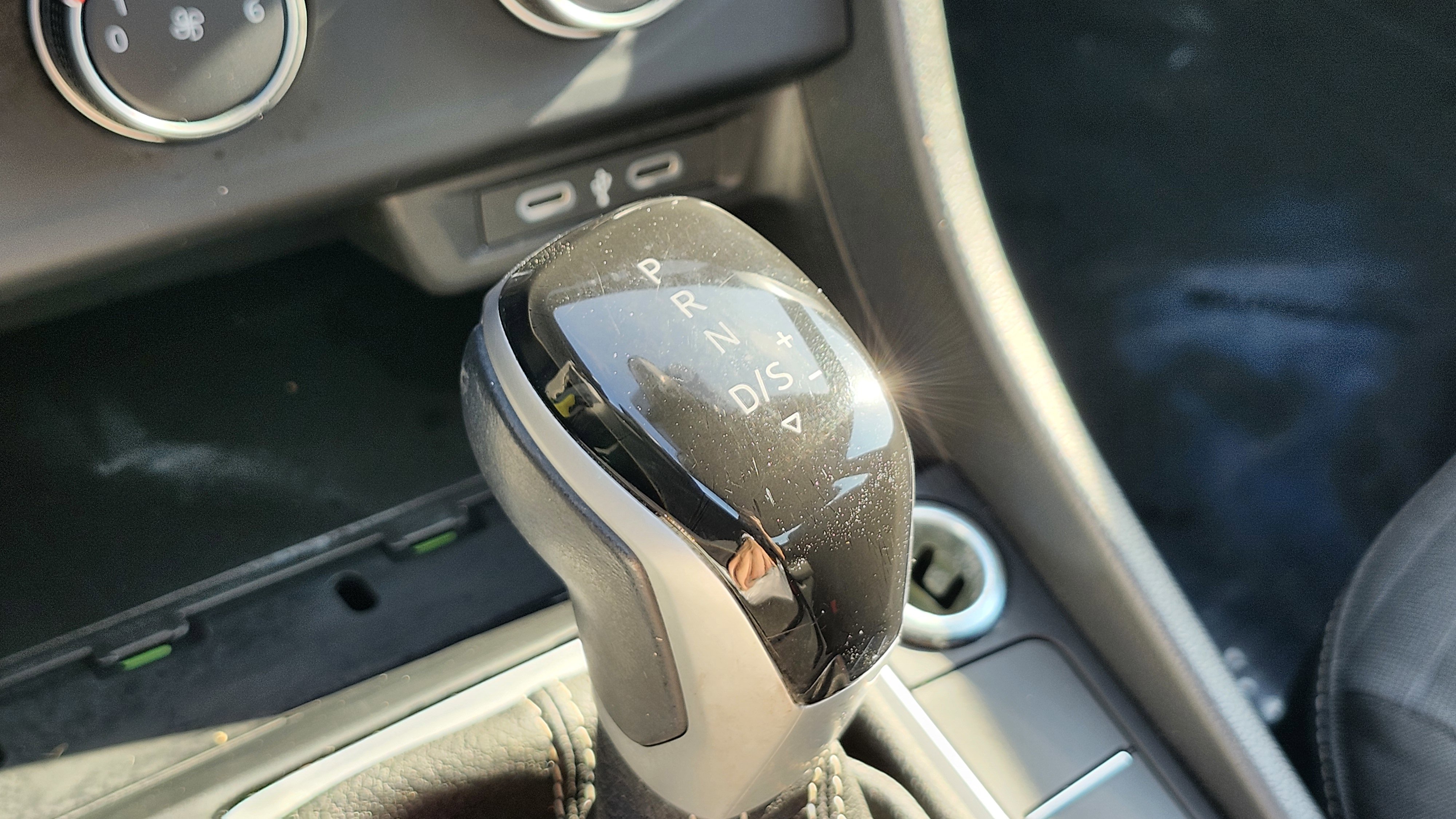 Used 2024 Volkswagen Jetta S image 27